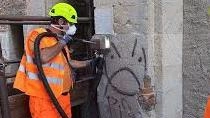 Riparte la campagna del Comune contro scritte abusive sui muri e sulle facciate lapidee dei palazzi e l’impegno di... Riparte la campagna del Comune contro scritte abusive sui muri e sulle facciate lapidee dei palazzi e l’impegno di...