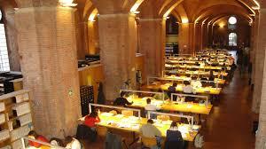https://www.lanazione.it/image-service/view/acePublic/alias/contentid/ZWJlMTUzM2ItN2IwOS00/0/universita-di-siena.jpeg