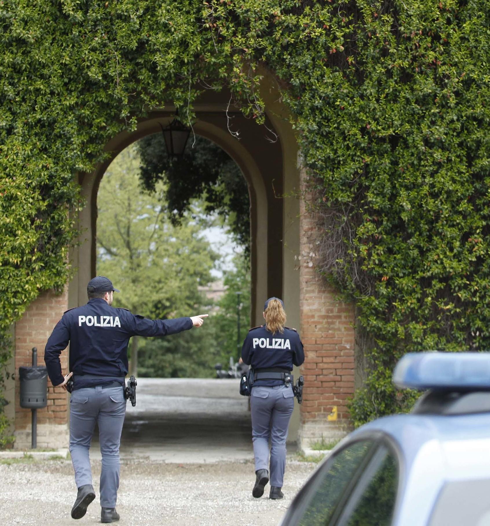 https://www.lanazione.it/image-service/view/acePublic/alias/contentid/ZWJlNGE1MTEtYzRiNS00/0/furti-in-casa-a-san-prospero-arrivano-piu-telecamere.jpeg