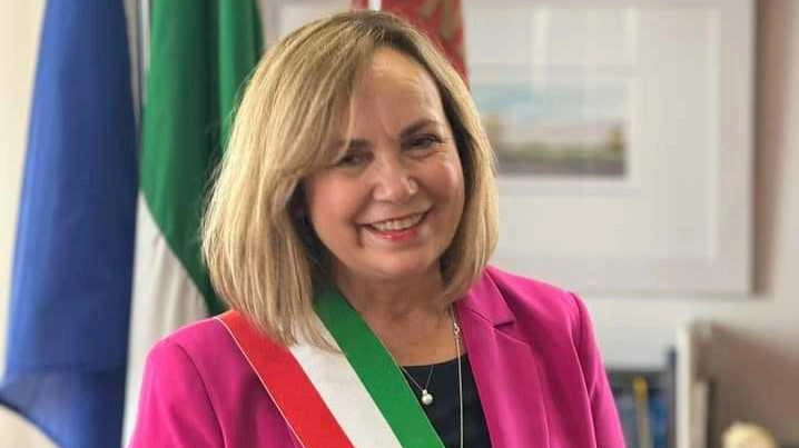 Susanna Cenni, sindaca di Poggibonsi e presidente Anci Toscana, interviene sul tema della Multiutility e sul ruolo degli enti locali senesi Susanna Cenni, sindaca di Poggibonsi e presidente Anci Toscana, interviene sul tema della Multiutility e sul ruolo degli enti locali senesi