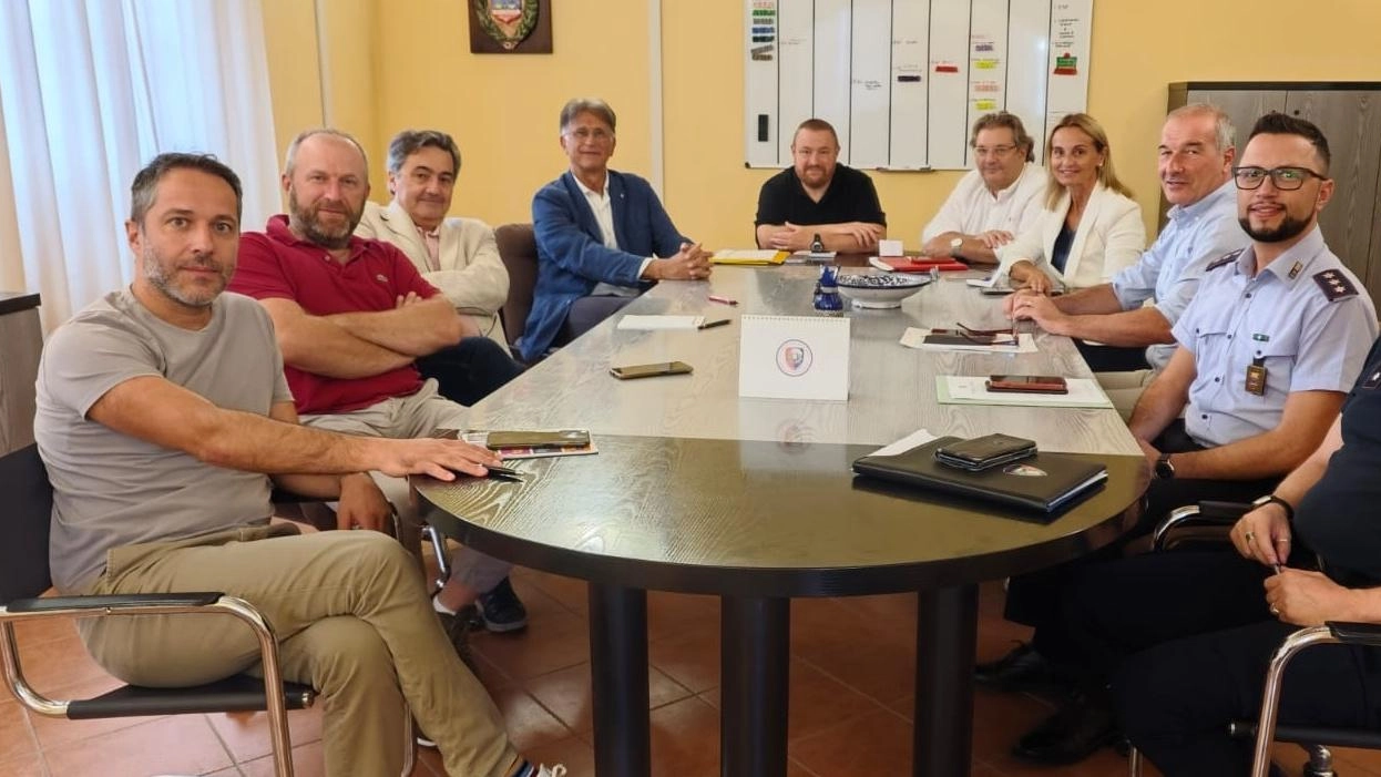 Il vertice sulla sicurezza stradale che si è svolto nel comune di San Giustino Il vertice sulla sicurezza stradale che si è svolto nel comune di San Giustino