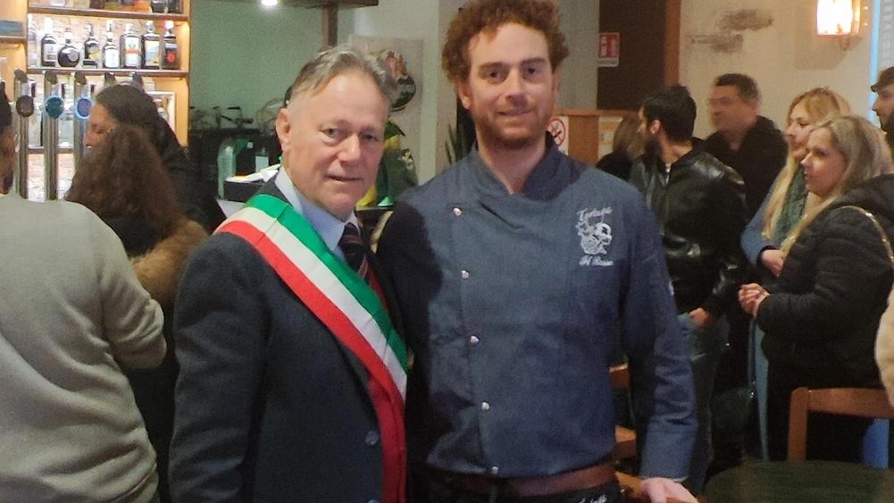 Di Martino con. il sindaco Velettini Di Martino con. il sindaco Velettini