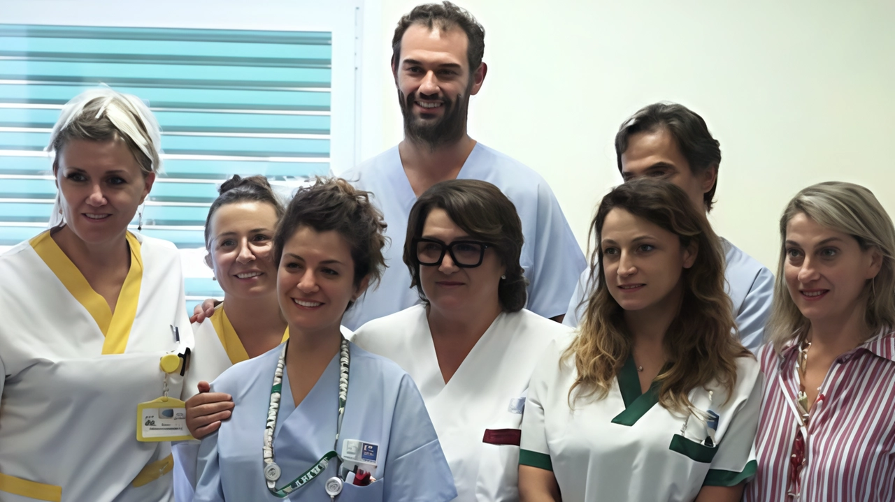 L’équipe di pneumologia del dottor Scala che lavora nella Human Care Room L’équipe di pneumologia del dottor Scala che lavora nella Human Care Room