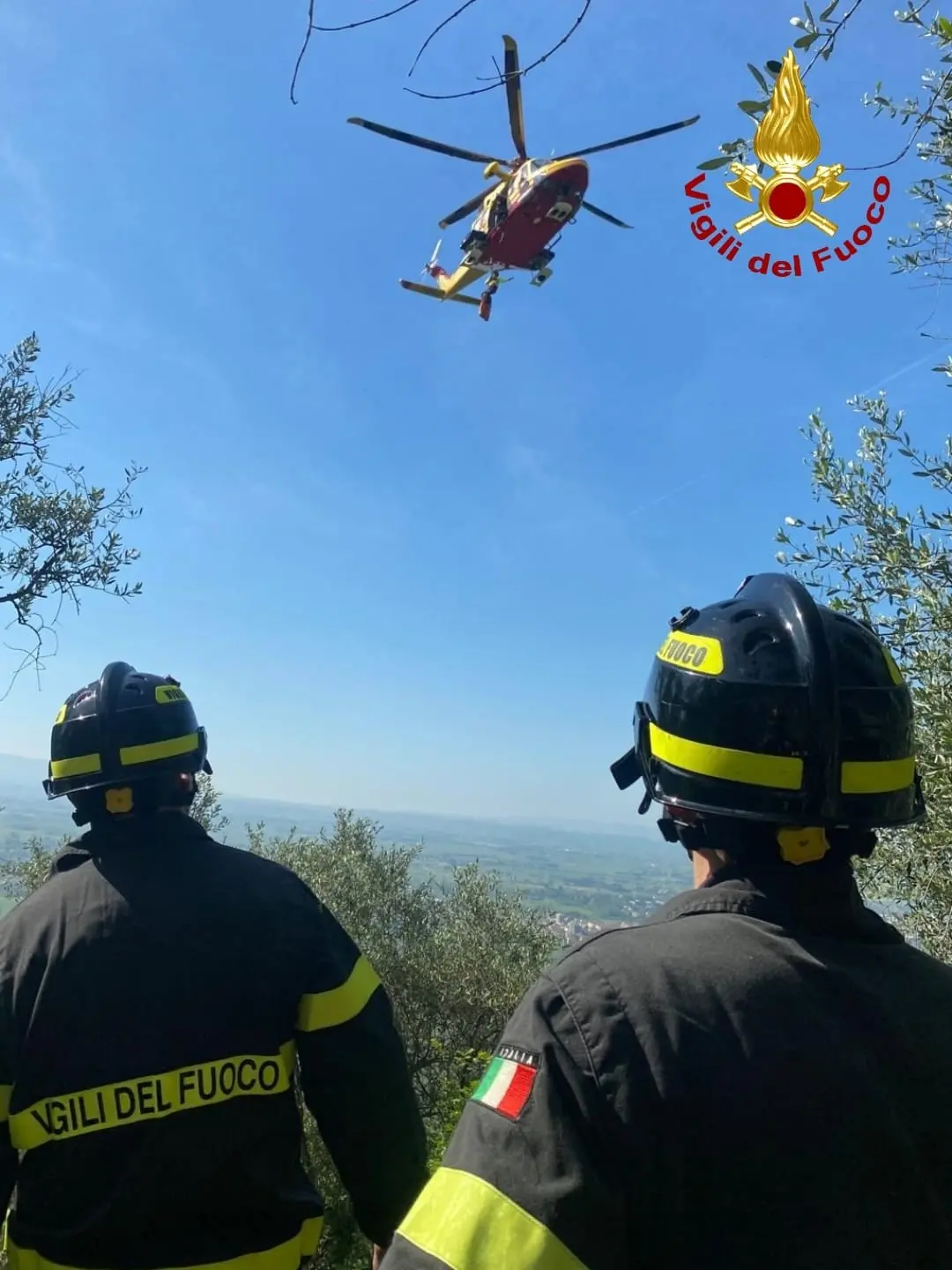 Intervento dei vigili del fuoco di Pisa a Vicopisano: soccorsa persona in terreni impervi