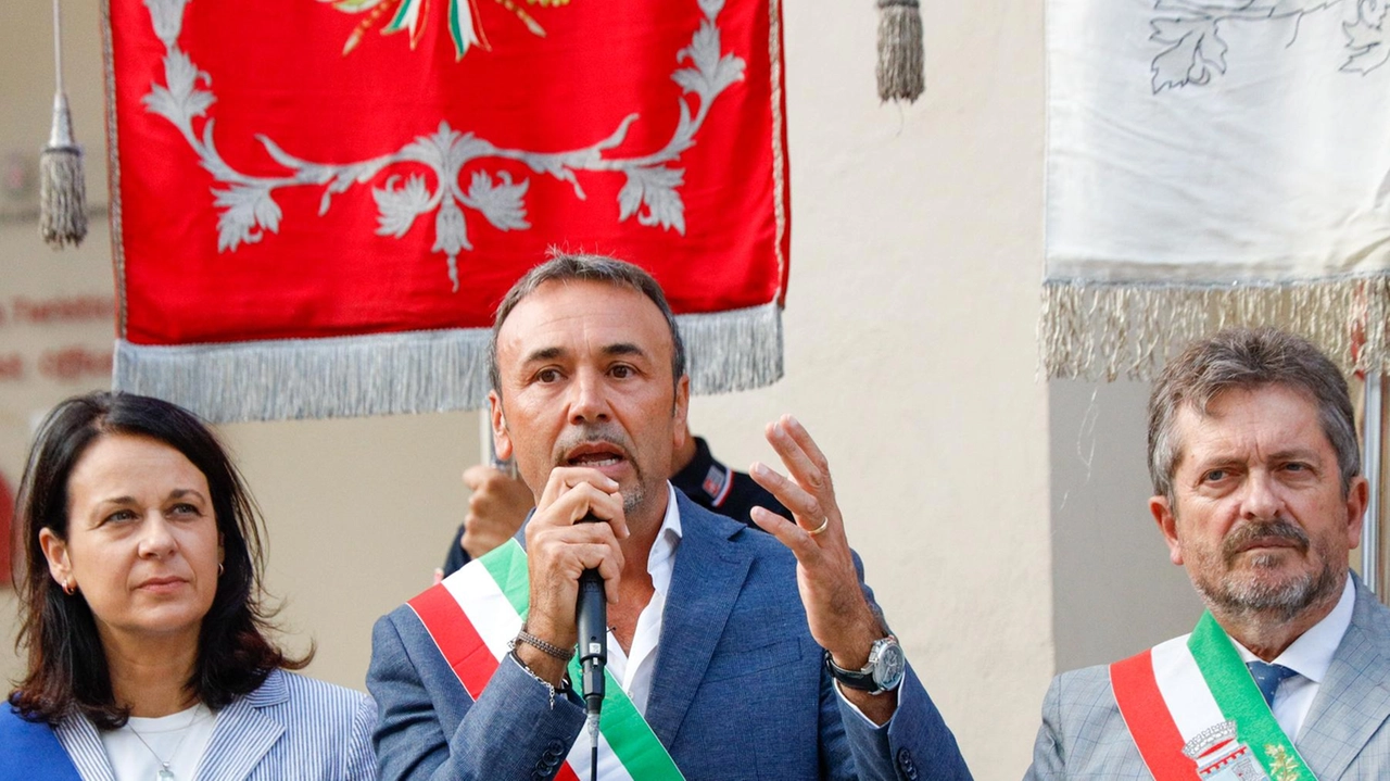 In tantissimi alle due giornate di mercatini e spettacoli. Soddisfazione del sindaco. In tantissimi alle due giornate di mercatini e spettacoli. Soddisfazione del sindaco.