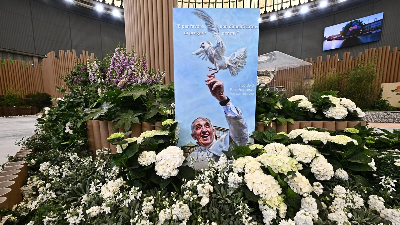 Uno dei maxi-schermi installati ad Assisi