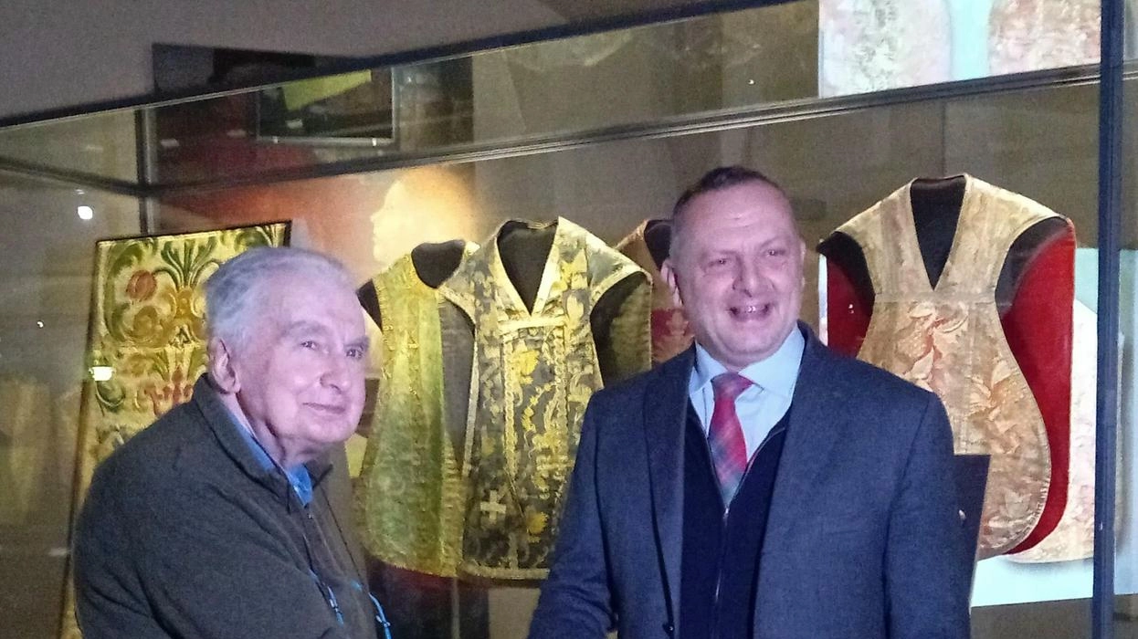Il collezionista fiorentino Giovanni Falletti e il direttore del museo Fillippo Guarini Il collezionista fiorentino Giovanni Falletti e il direttore del museo Fillippo Guarini