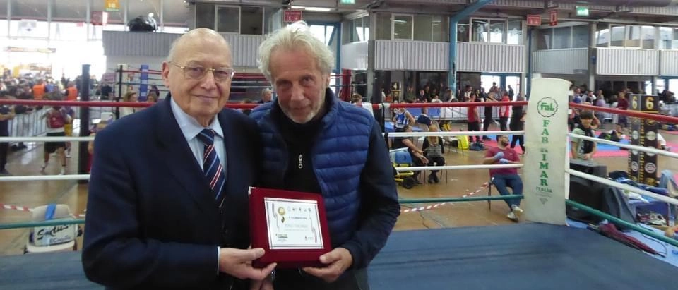 Boxe: nella riunione sotto le stelle due successi con caruso e astrini e altrettante sconfitte per la “BErtola“. Il presidente Magnani entusiasta: "Abbiamo visto dei combattimenti di qualità»