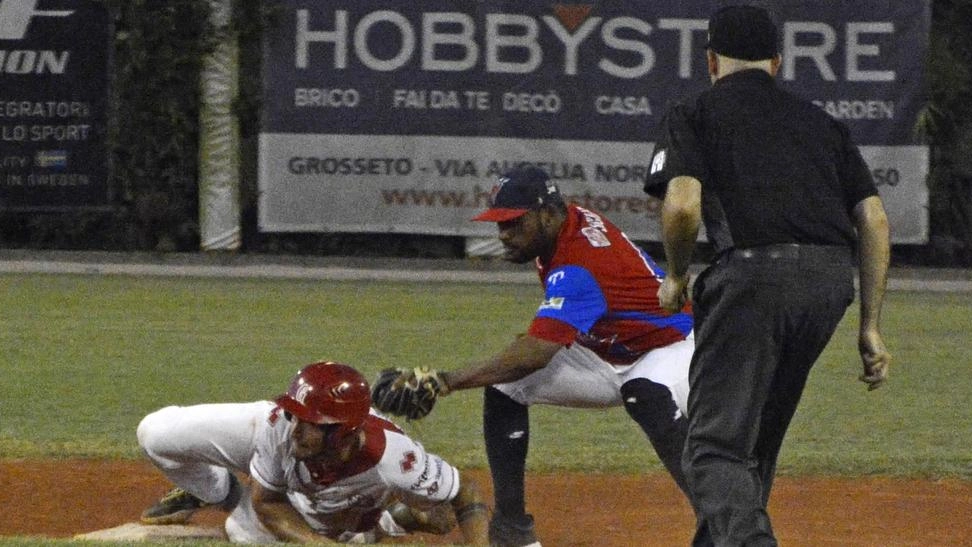 Il San Marino dilaga e rimette in pari la serie dei quarti dei playoff Il San Marino dilaga e rimette in pari la serie dei quarti dei playoff