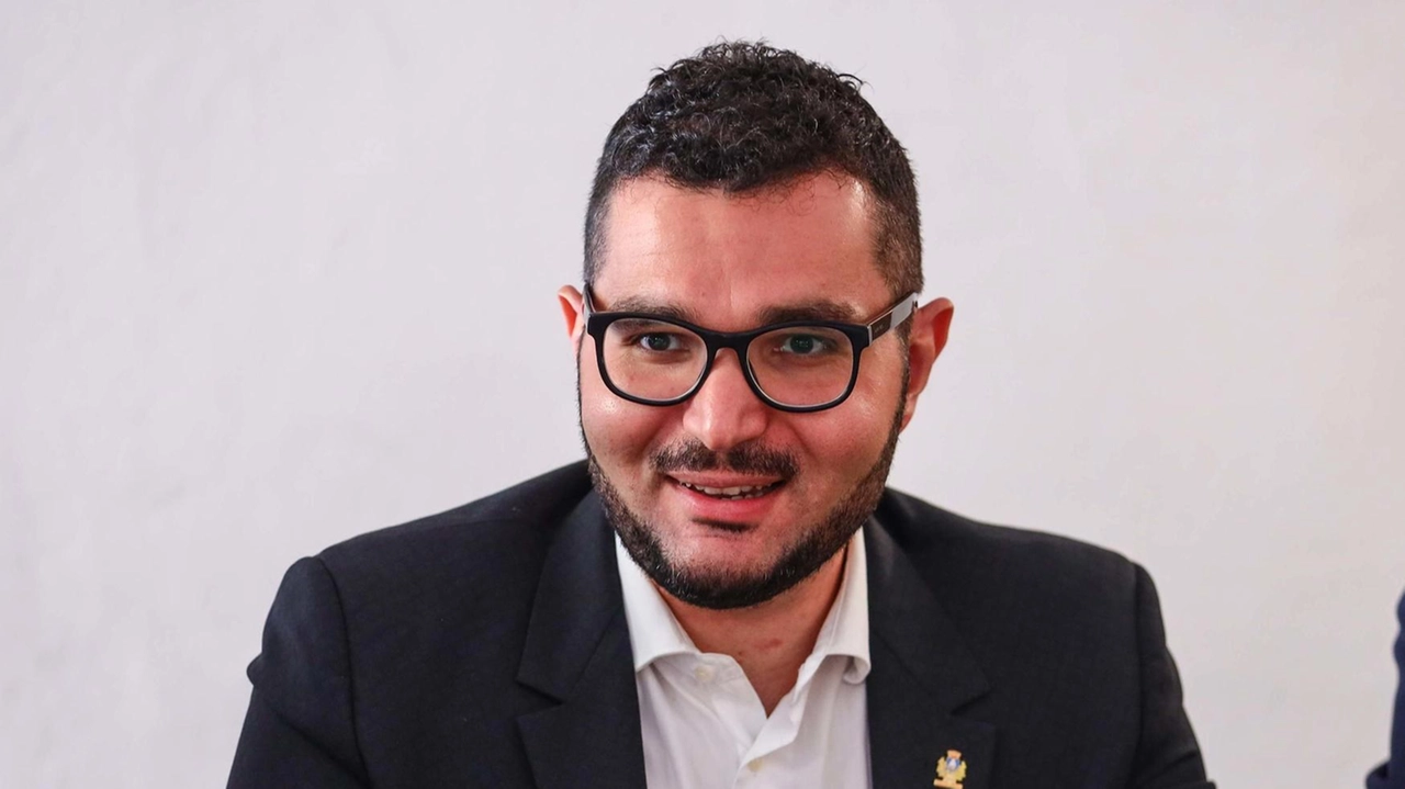 Il capogruppo del Centrodestra per Empoli, Andrea Poggianti, chiede l’accorpamento del referendum alle regionali Il capogruppo del Centrodestra per Empoli, Andrea Poggianti, chiede l’accorpamento del referendum alle regionali
