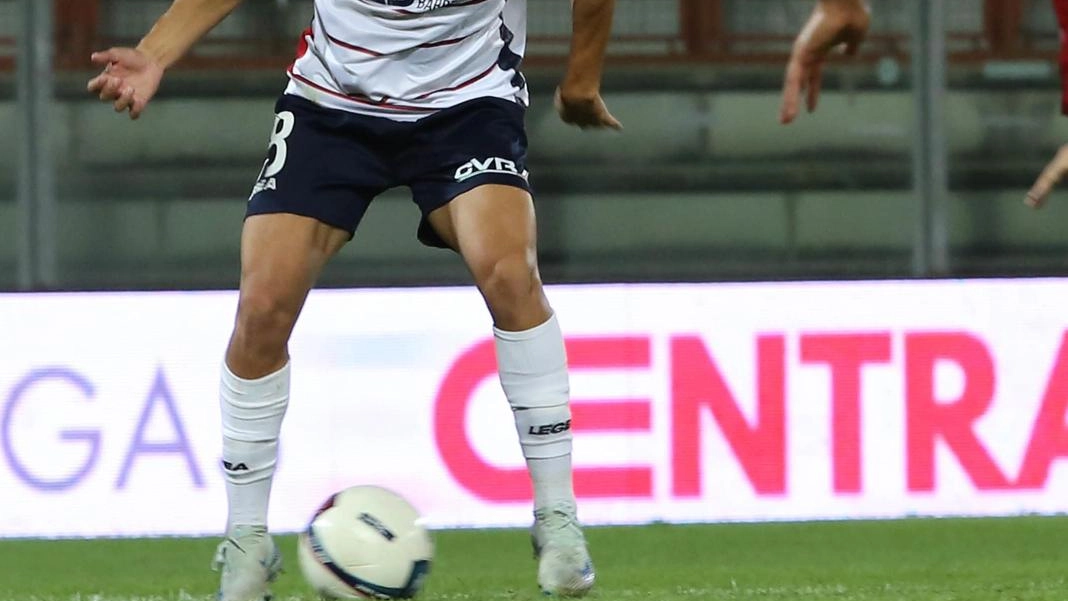 Il Gubbio affronta il Pescara con l'obiettivo playoff. Iaccarino: "Tre partite difficili, ma ci crediamo".