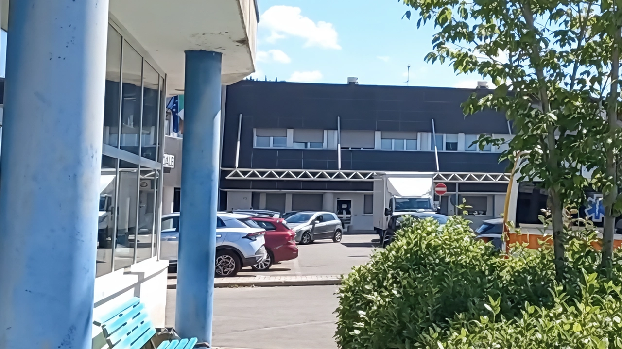 L’ospedale di Città di Castello, punto nevralgico per l’intero sistema sanitario dell’Altotevere. Ma i problemi sono anche altri L’ospedale di Città di Castello, punto nevralgico per l’intero sistema sanitario dell’Altotevere. Ma i problemi sono anche altri
