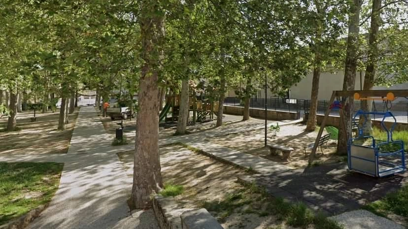 Il parco della Rimembranza ad Asciano dove. un giovanissimo avrebbe fatto i bisogni Il parco della Rimembranza ad Asciano dove. un giovanissimo avrebbe fatto i bisogni