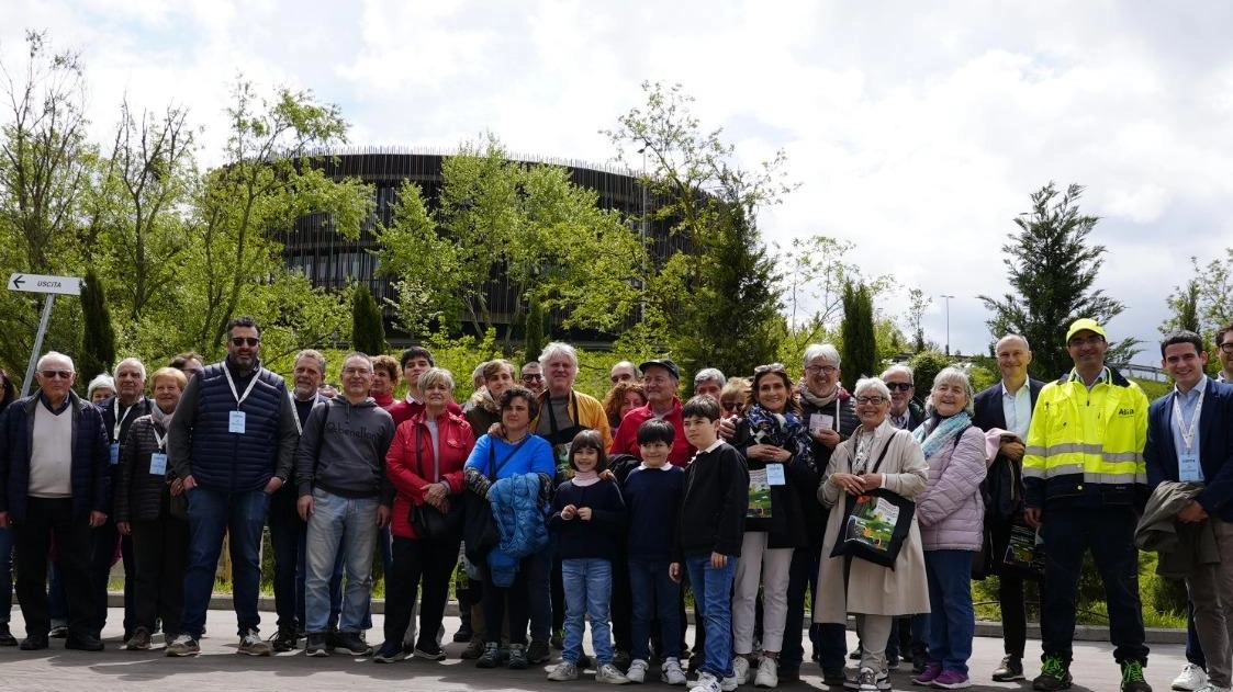 Uno dei gruppi che hanno partecipato alla visita guidata organizzata all’impianto Casa Sartori