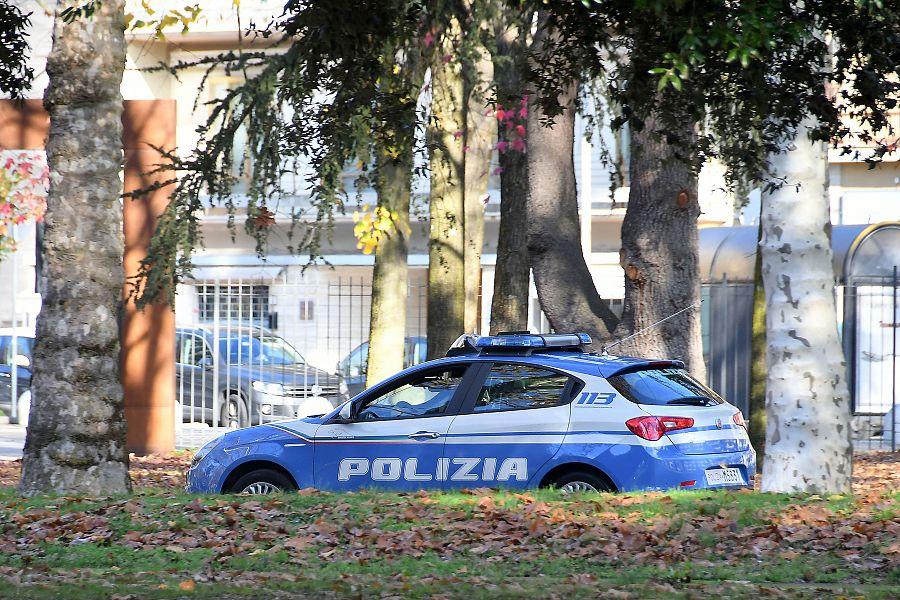Arezzo, denunciato per violenza sessuale scatta il "Daspo Urbano" Arezzo, denunciato per violenza sessuale scatta il "Daspo Urbano"