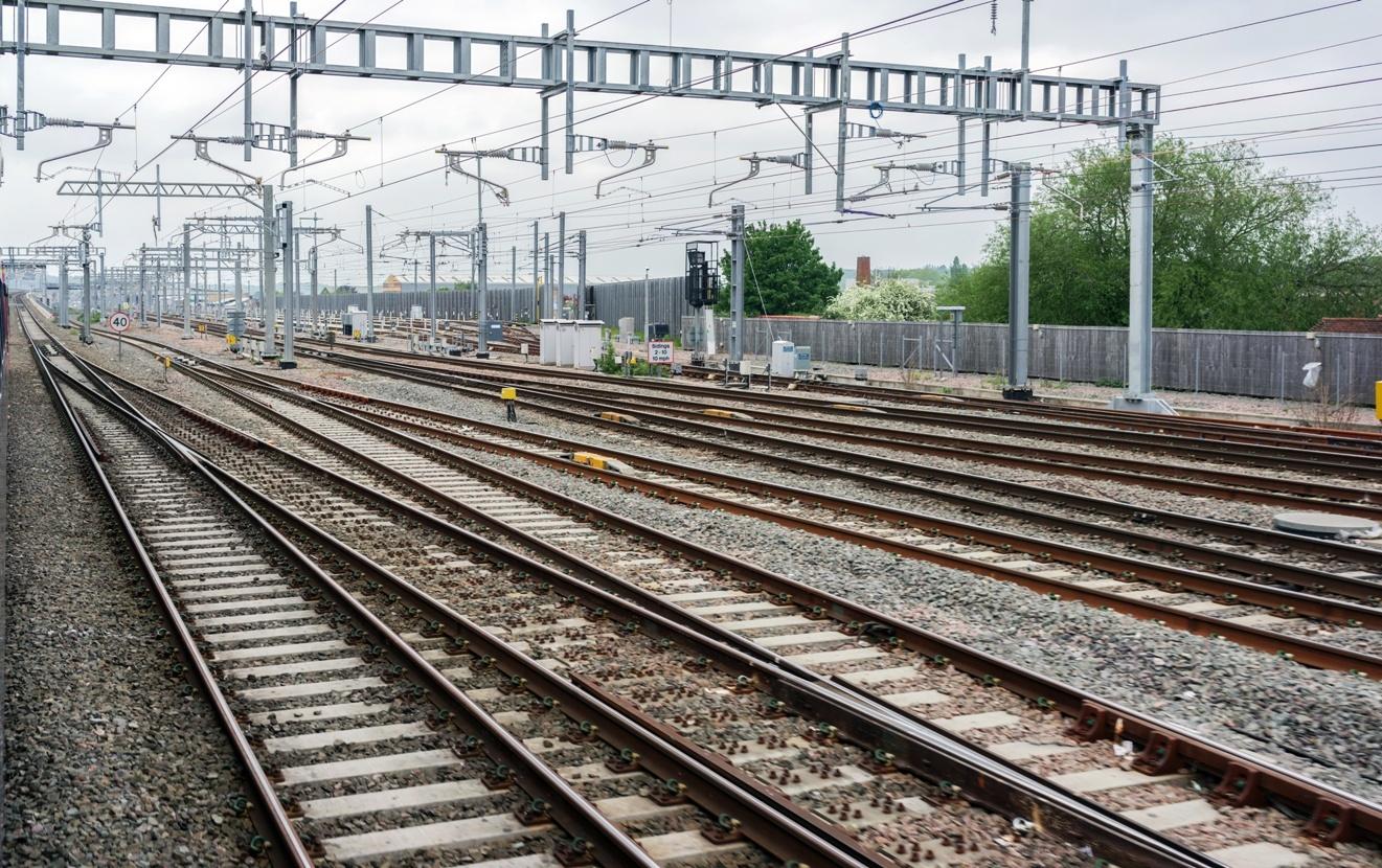 Al via le ispezioni notturne delle strutture dei viadotti ferroviari Al via le ispezioni notturne delle strutture dei viadotti ferroviari
