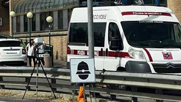 Uno studio di ’Facile.it’ evidenzia la situazione in Maremma. La nostra provincia è comunque al terz’ultimo posto in Toscana. Megale: "Molta attenzione verso chi usa il cellulare mentre guida".