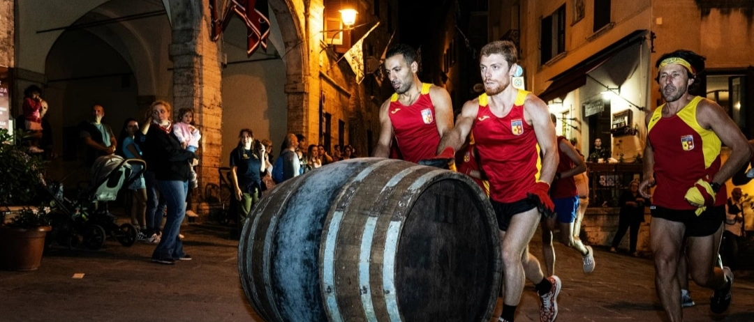 Montepulciano, tutto pronto per la grande corsa delle otto contrade del Bravìo