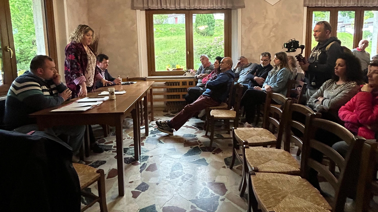 Un momento dell’incontro che si è svolto lunedì scorso a Pian di Novello Un momento dell’incontro che si è svolto lunedì scorso a Pian di Novello