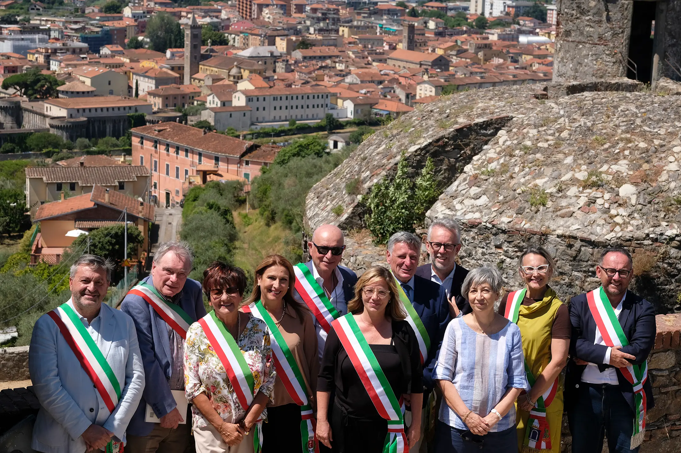 Comuni al fianco di Sarzana. Lo storico patto in Fortezza sancito nel nome della cultura