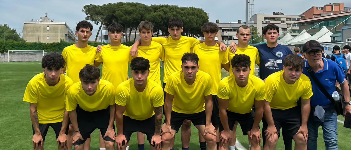 Coppa Barsanti 2025: Trionfo dell'Istituto Barsanti al centro sportivo Paolo Deste