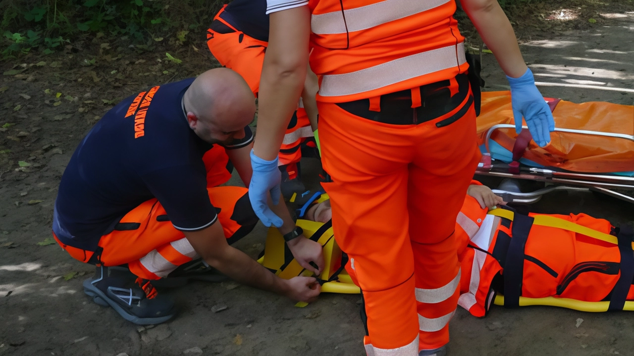 Sessanta angeli custodi Anpas in azione: grande esercitazione di Protezione Civile a Lamporecchio questa mattina, sabato 6 settembre dalle 8...