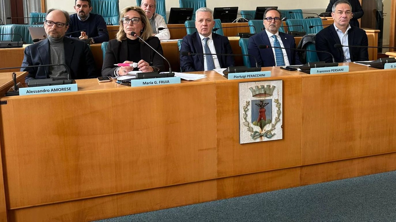 La presentazione del progetto Limes che riunisce la parte alta della Toscana con la Liguria meridionale al fine di organizzare la proposta culturale e turistica sotto un’unica regia per potenziare l’offerta La presentazione del progetto Limes che riunisce la parte alta della Toscana con la Liguria meridionale al fine di organizzare la proposta culturale e turistica sotto un’unica regia per potenziare l’offerta