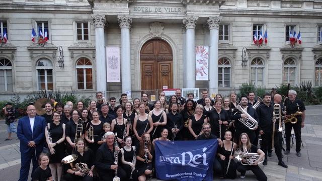 il 6 agosto in piazza della signoria l esibizione dei harmonieorkest panta rei