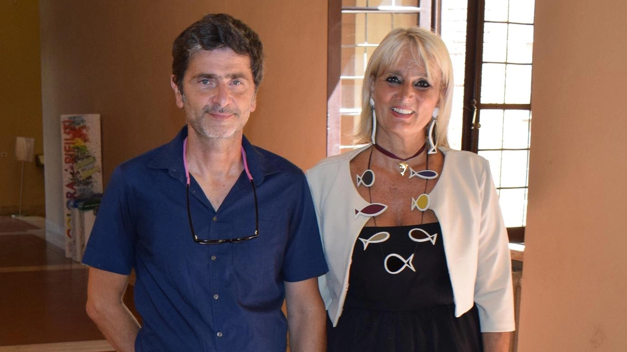 I professori Primo Micarelli e Letizia Marsili, coordinatori dello studio sullo squalo bianco condotto nel Mediterraneo I professori Primo Micarelli e Letizia Marsili, coordinatori dello studio sullo squalo bianco condotto nel Mediterraneo