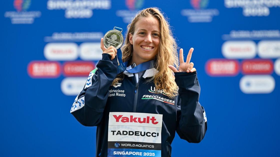 Ginevra Taddeucci, la ragazza d’argento. ‘Basta stress, nuoto leggera. E fuori dall’acqua sono insicura’ Ginevra Taddeucci, la ragazza d’argento. ‘Basta stress, nuoto leggera. E fuori dall’acqua sono insicura’