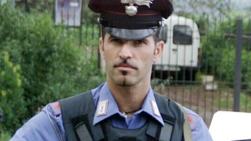 Durante i controlli del Ferragosto, i carabinieri a Terni hanno fermato 240 veicoli e identificato 280 persone. Due conducenti sono stati denunciati per guida in stato di ebbrezza, quattro persone segnalate per detenzione di stupefacenti. Sono stati impiegati 60 militari per garantire ordine e sicurezza sulle strade provinciali. Durante i controlli del Ferragosto, i carabinieri a Terni hanno fermato 240 veicoli e identificato 280 persone. Due conducenti sono stati denunciati per guida in stato di ebbrezza, quattro persone segnalate per detenzione di stupefacenti. Sono stati impiegati 60 militari per garantire ordine e sicurezza sulle strade provinciali.