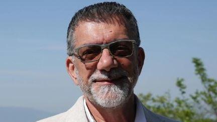 https://www.lanazione.it/image-service/view/acePublic/alias/contentid/ZWY4YTkzN2EtY2M2Yy00/0/dove-giocare-a-calcio-comune-trova-lo-spazio.jpeg?f=16:9&w=1200&h=630