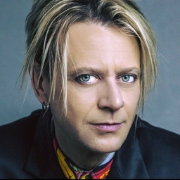 Firenze, David Bowie raccontato da Andrea Fumagalli chiude 'La città dei lettori'
