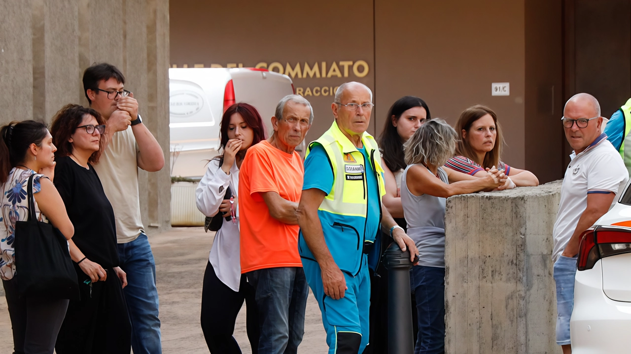 Il conducente del Tir sconvolto in ospedale. Le sue immagini al volante scatenano le polemiche. Ma l’ora è diversa e non c’è collegamento con l’incidente. Il filmato è già al vaglio della polizia.