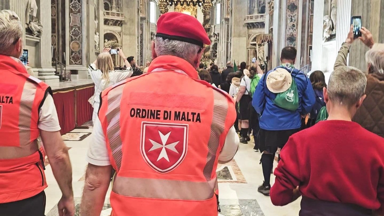 Momenti indimenticabili per i volontari lucchesi di varie associazioni impegnati a Roma per i funerali del Papa
