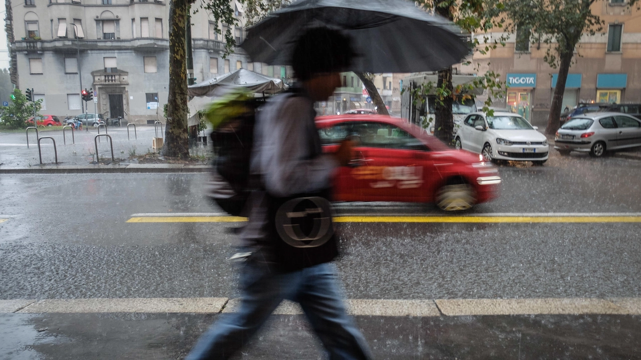 Pioggia in un'immagine di repertorio. In Toscana possibili precipitazioni importanti tra la serata di lunedì 27 gennaio e la giornata di martedì 28 Pioggia in un'immagine di repertorio. In Toscana possibili precipitazioni importanti tra la serata di lunedì 27 gennaio e la giornata di martedì 28
