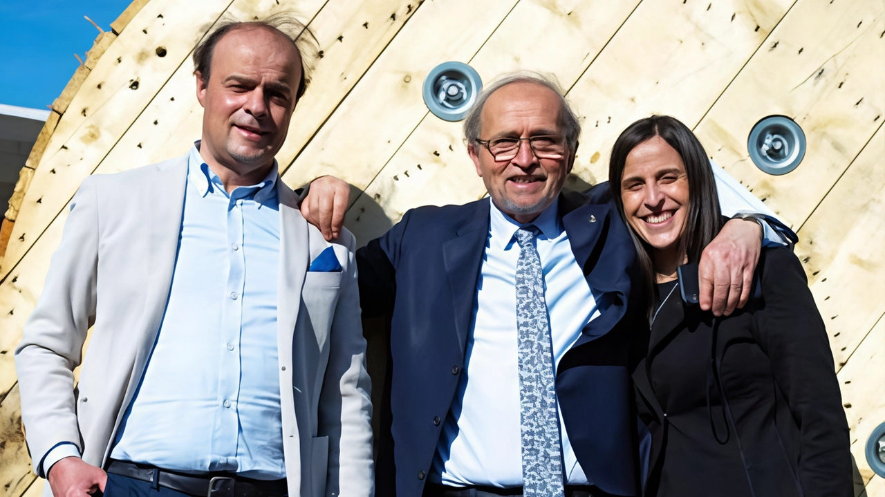 Albano Bragagni, presidente di Tratos, con i figli Elisabetta ed Ennio