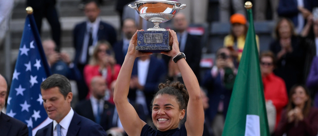 Jasmine Paolini è la regina degli Internazionali: battuta Coco Gauff in finale