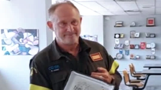 Roberto Anulli, il capo reparto dei vigili del fuoco di Terni va in pensione Roberto Anulli, il capo reparto dei vigili del fuoco di Terni va in pensione
