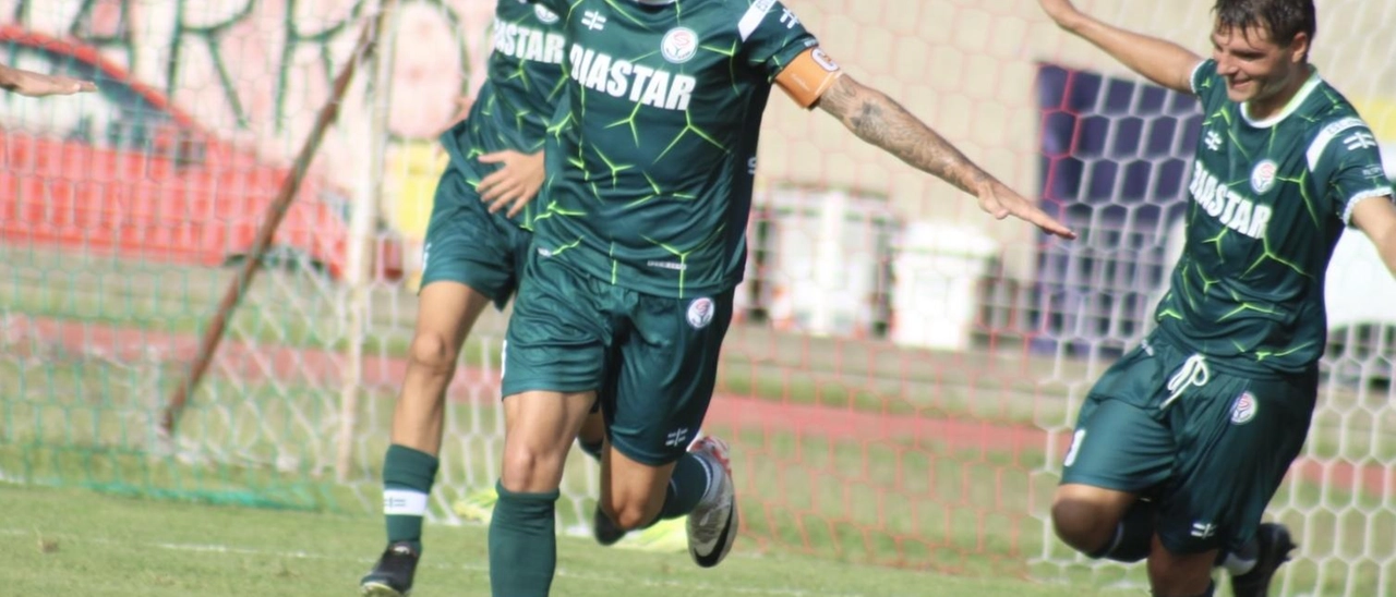 Seravezza verso la finale playoff di Serie D con Benedetti in forma e Brando al timone
