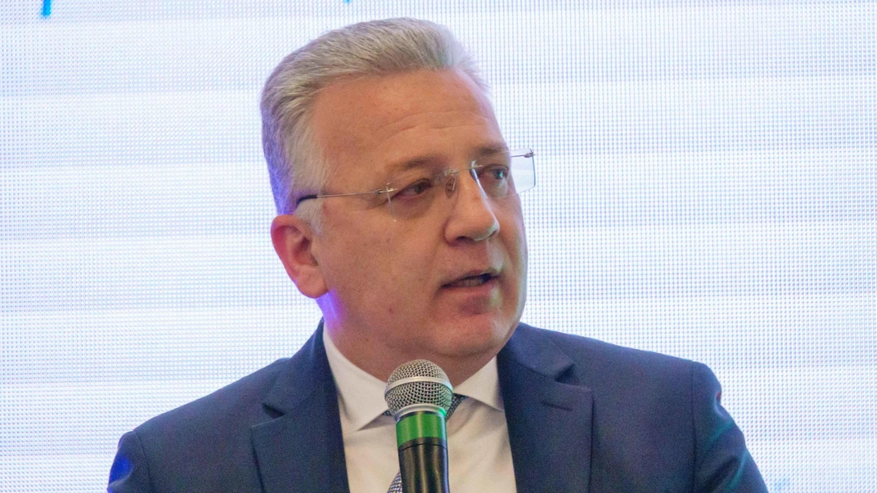 La giunta comunale guidata dal sindaco Peracchini vuole impugnare l’ordinanza del Tar al Consiglio di Stato La giunta comunale guidata dal sindaco Peracchini vuole impugnare l’ordinanza del Tar al Consiglio di Stato