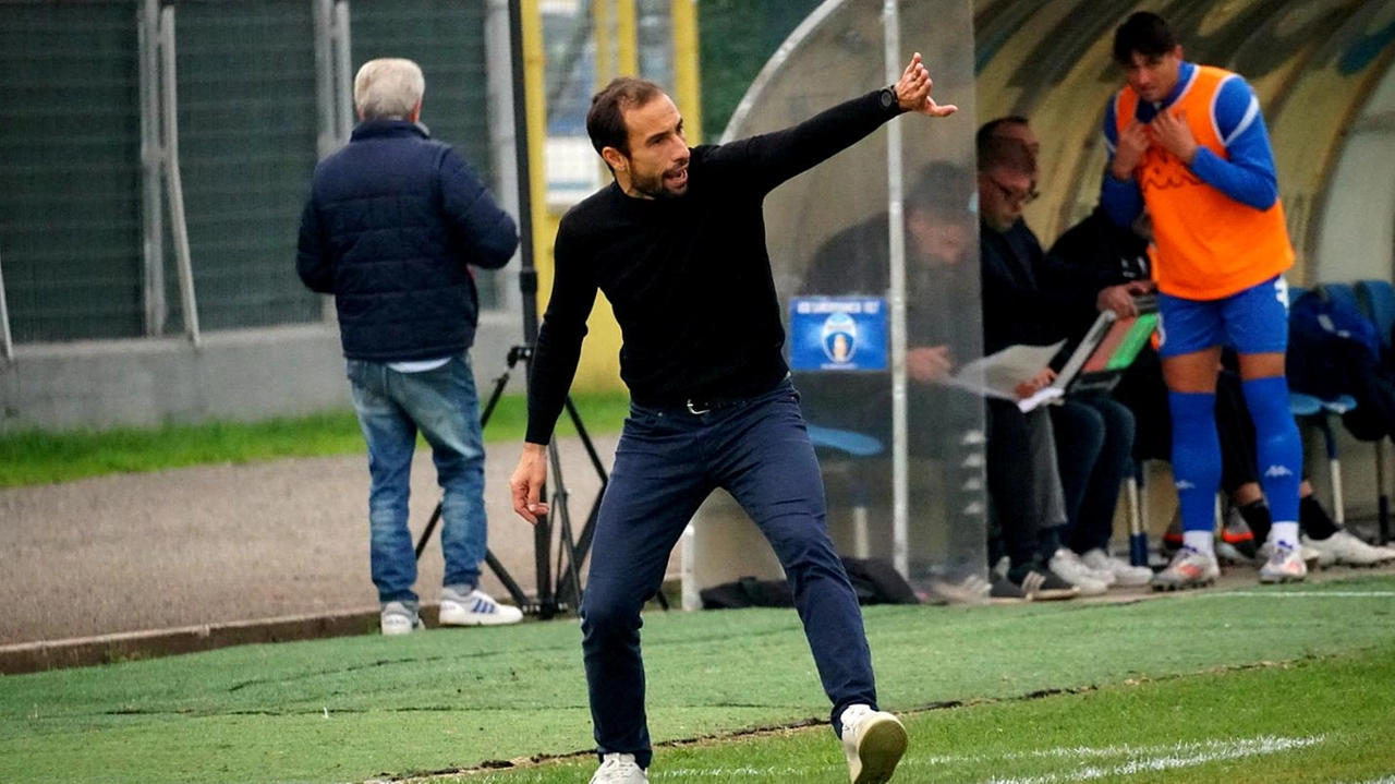 Si apre ufficialmente al Siena Fc l’era di mister Tommaso Bellazzini Si apre ufficialmente al Siena Fc l’era di mister Tommaso Bellazzini