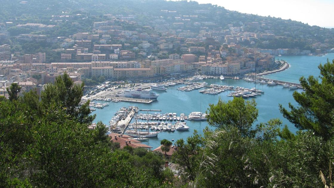Teatro, musica e libri. Fine settimana denso di appuntamenti Teatro, musica e libri. Fine settimana denso di appuntamenti