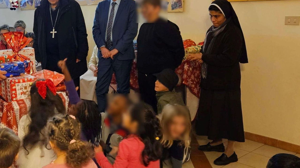 Uno dei momenti di felicità dei piccoli ospiti dell’istituto Antoniano