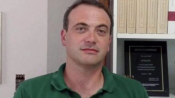 Luca Del Bello, primo cittadino di Levanto, ha lanciato l’allarme cinghiali con una lettera al prefetto Luca Del Bello, primo cittadino di Levanto, ha lanciato l’allarme cinghiali con una lettera al prefetto