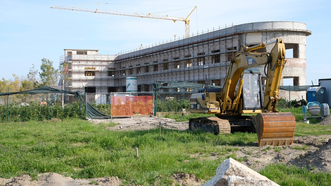 Lavori ancora fermi per il recupero dell’ex colonia Olivetti Lavori ancora fermi per il recupero dell’ex colonia Olivetti