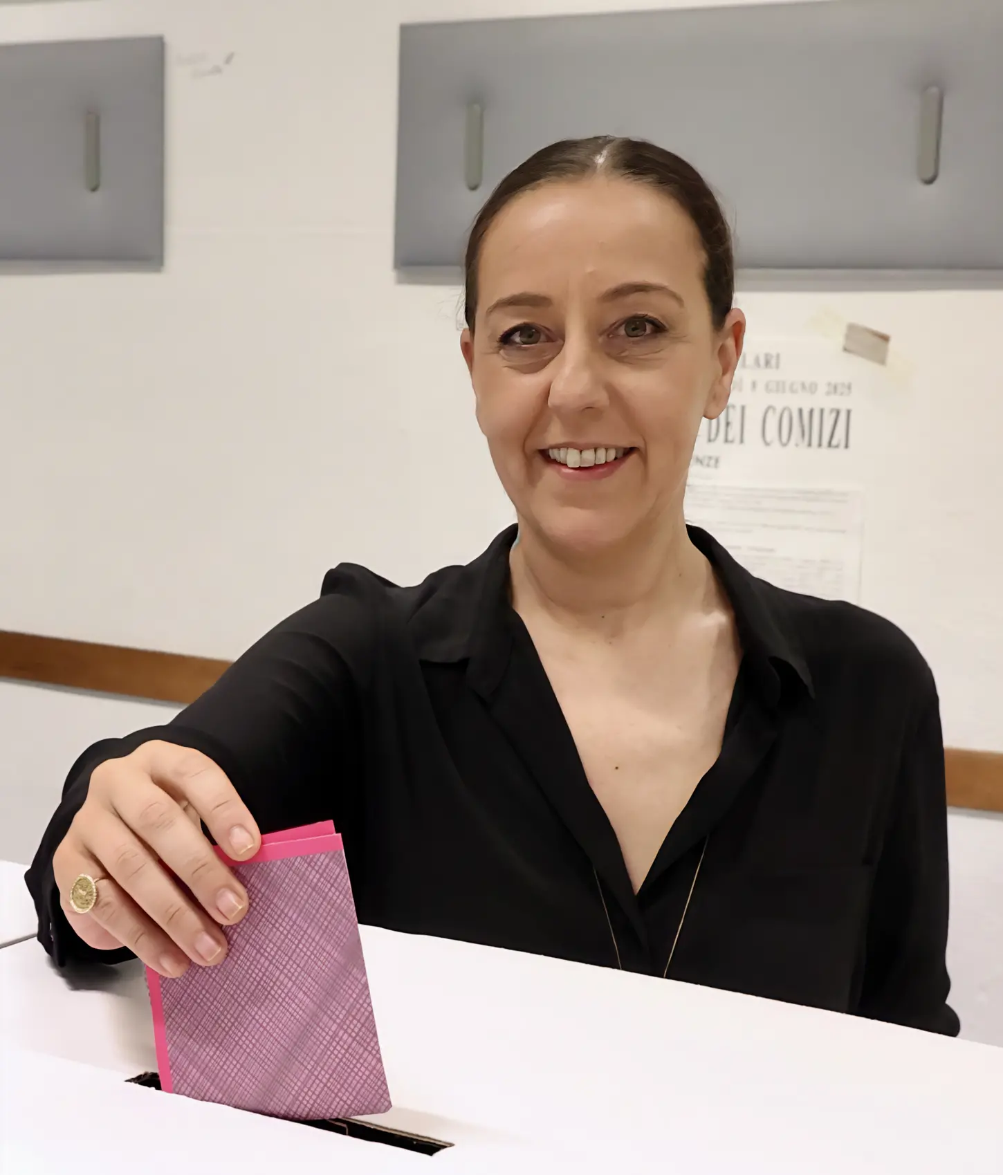 Referendum, corsa al quorum. In città affluenza al 36,7%. Post scatena la bufera politica