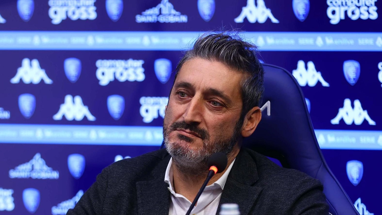 Il direttore sportivo Roberto Gemmi (nella foto) ha convinto fin dal primo colloquio il tecnico della Juve Stabia a venire a Empoli Il direttore sportivo Roberto Gemmi (nella foto) ha convinto fin dal primo colloquio il tecnico della Juve Stabia a venire a Empoli