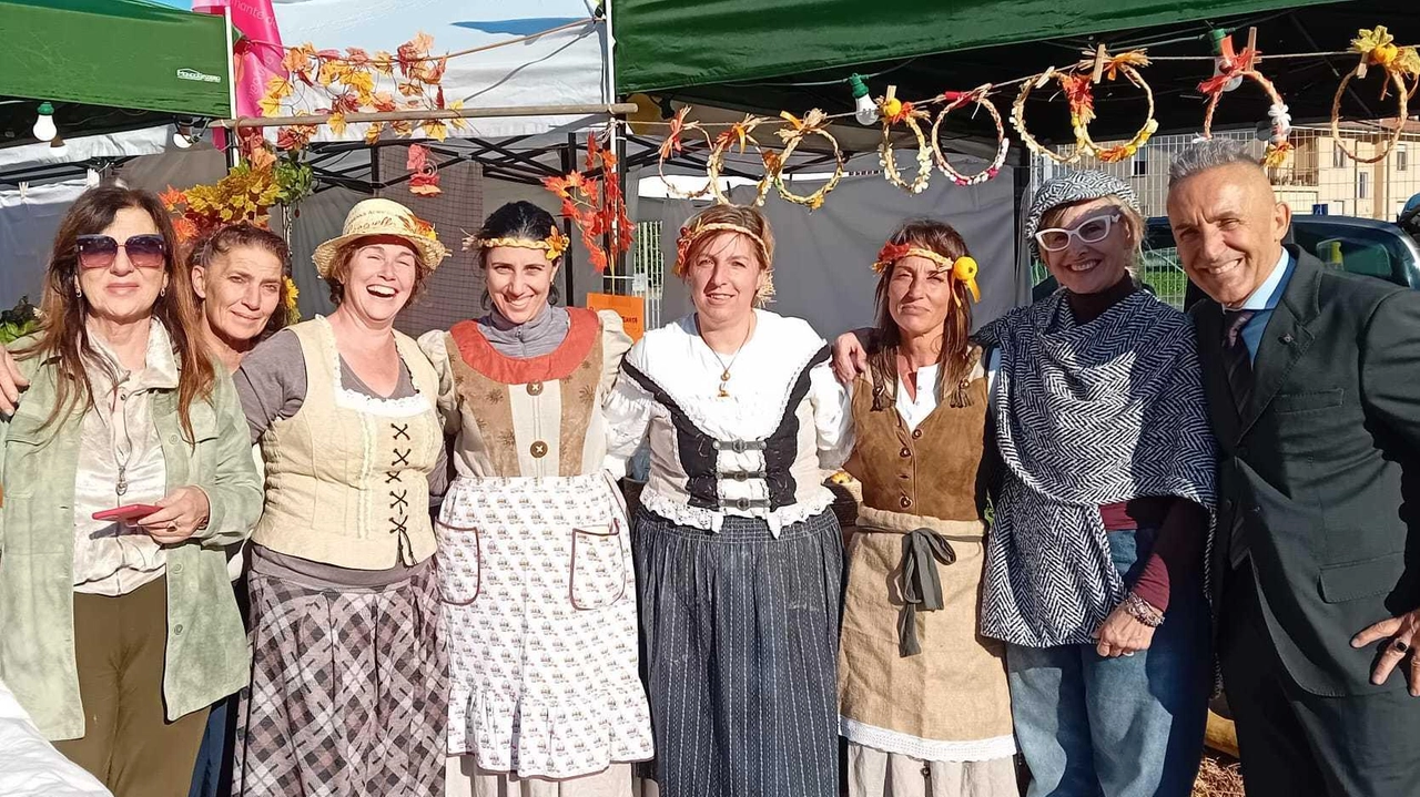 Il mondo dell’agricoltura protagonista grazie al mercato contadino. Giochi, laboratori e incontri con gli animali a misura di famiglie. Il mondo dell’agricoltura protagonista grazie al mercato contadino. Giochi, laboratori e incontri con gli animali a misura di famiglie.