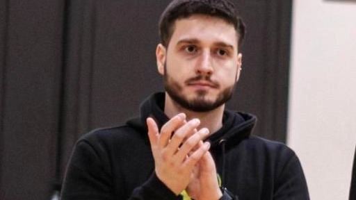 Ancora una conferma in casa Vismederi Costone: Giovanni Perinti (nella foto) sarà il preparatore atletico della prima squadra gialloverde... Ancora una conferma in casa Vismederi Costone: Giovanni Perinti (nella foto) sarà il preparatore atletico della prima squadra gialloverde...